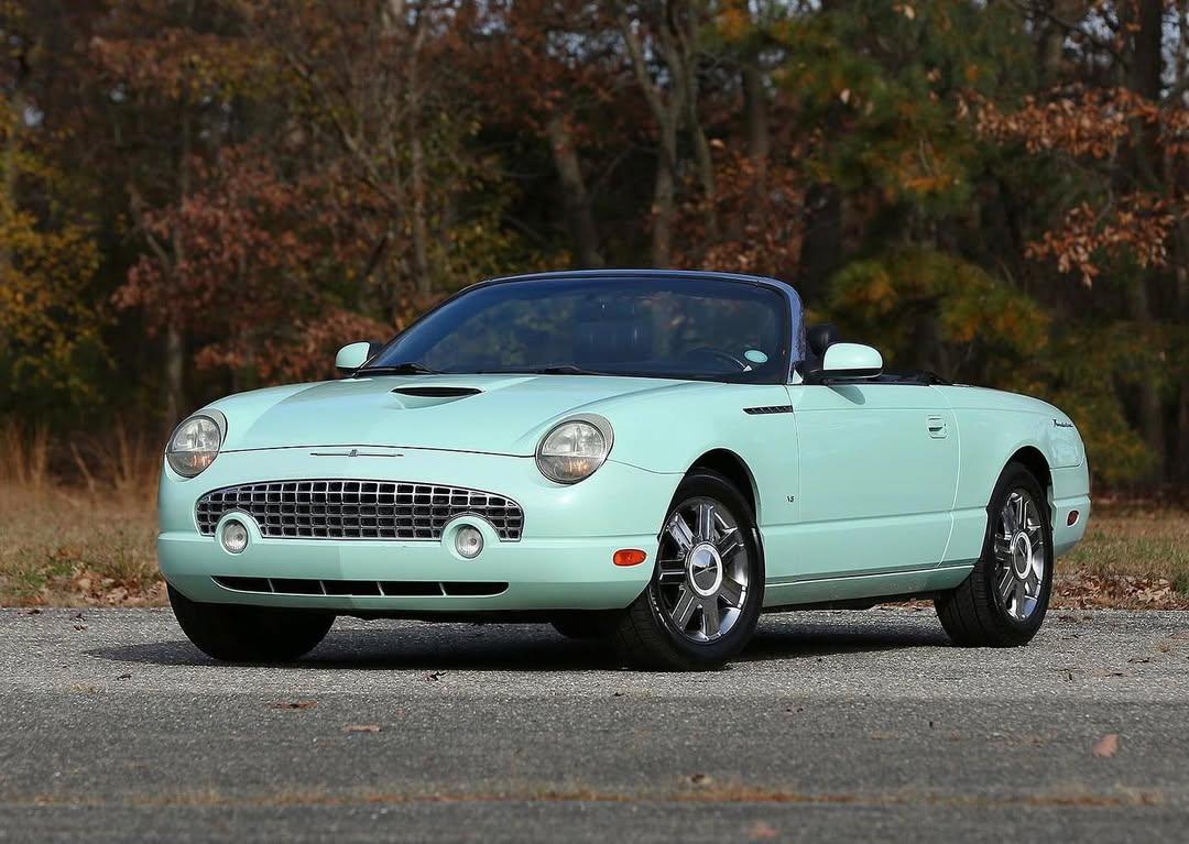 FORD THUNDERBIRD GEN 11 (02-05)