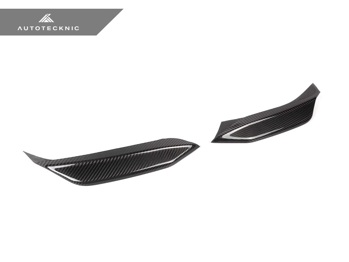 AutoTecknic Dry Carbon Corsa Bumper Trim - BMW F80 M3 | F82/ F83 M4