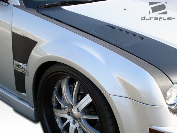 2005-2010 Chrysler 300 Executive Style Fenders - Carbon Fiber