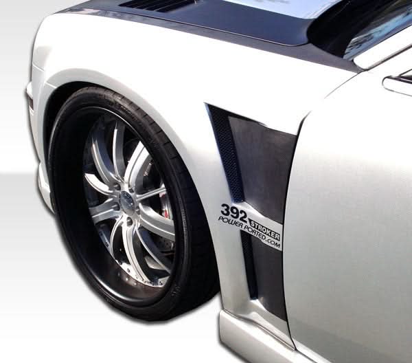 2005-2010 Chrysler 300 Executive Style Fenders - Carbon Fiber