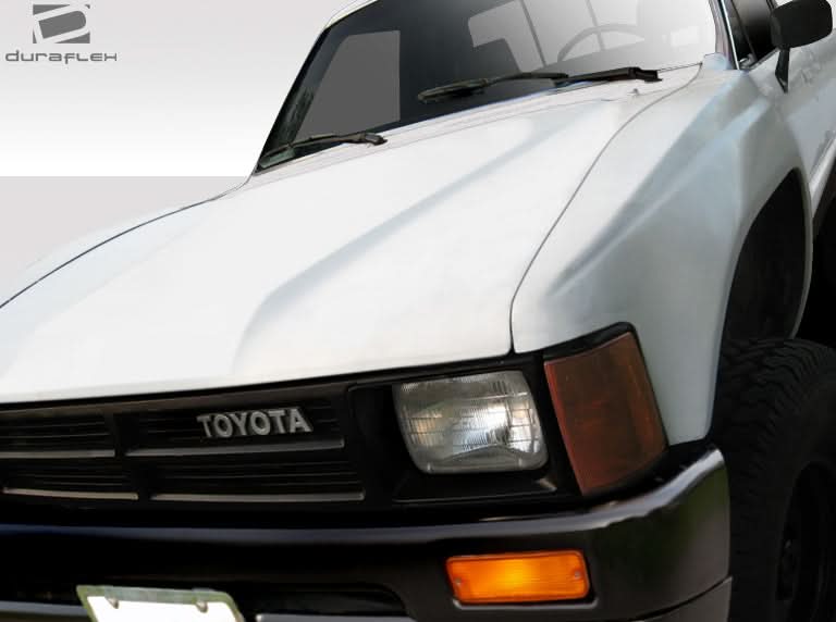 1984-1988 Toyota Pickup Ivan-Dan Style 4 Inch Bulge Front Fenders
