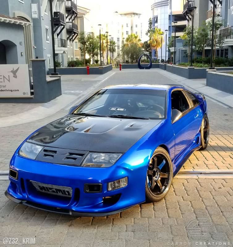 1990-1996 Nissan 300ZX Type B Style Hood - Carbon Fiber