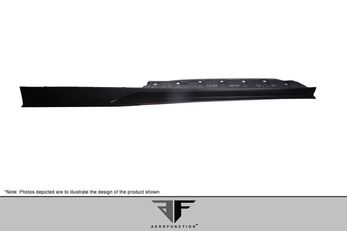 2008-2015 Audi R8 Signature Style Side Skirts - FRP