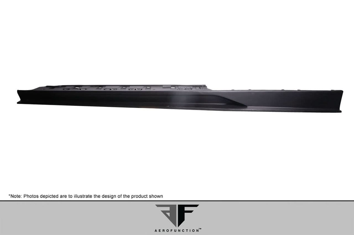 2008-2015 Audi R8 Signature Style Side Skirts - FRP