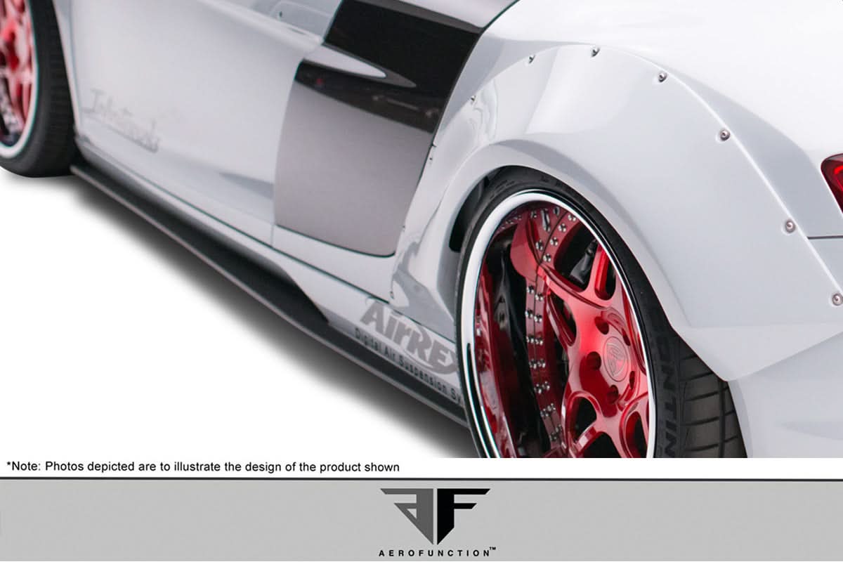 2008-2015 Audi R8 Signature Style Side Skirts - FRP