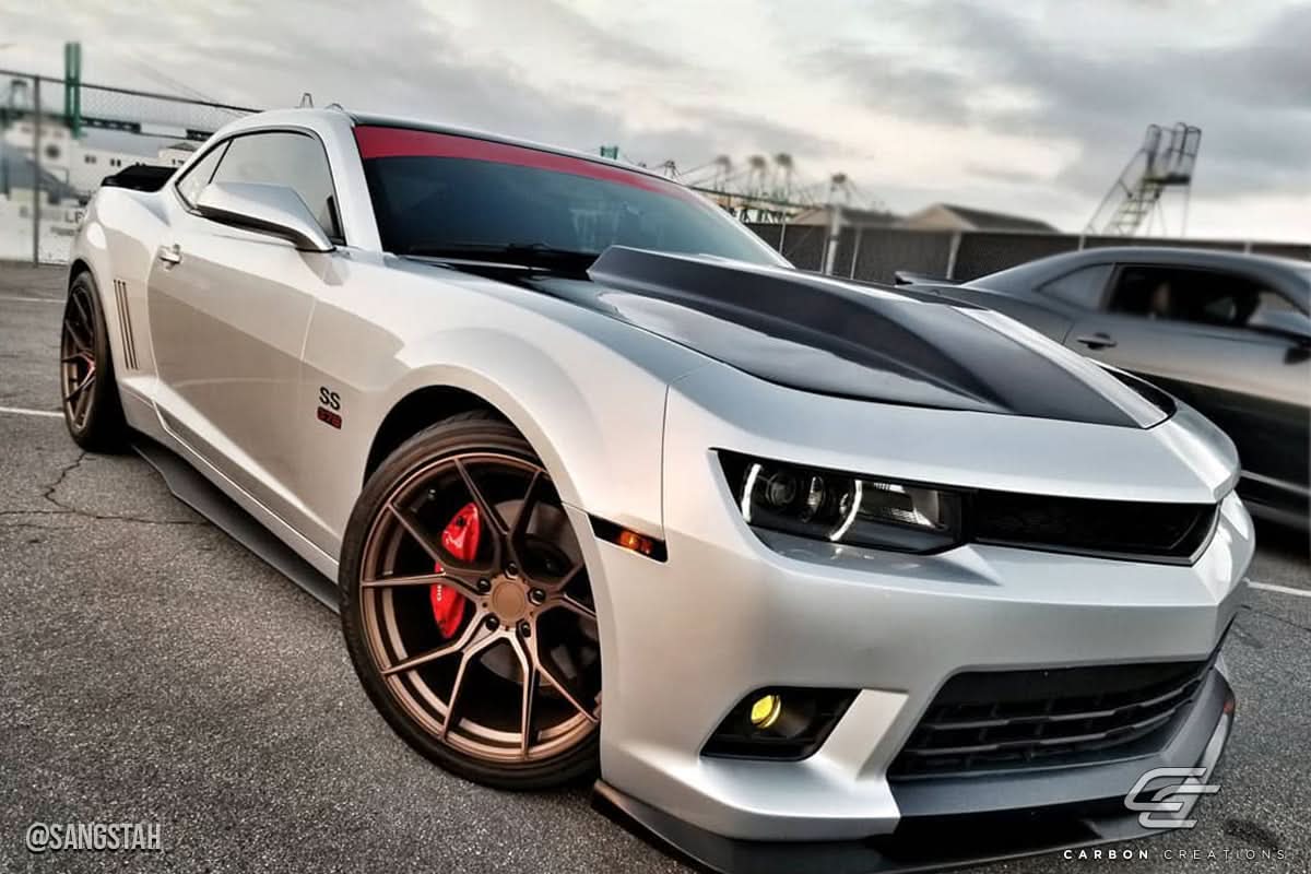 2010-2015 Chevrolet Camaro Circuit Style Hood - Carbon Fiber