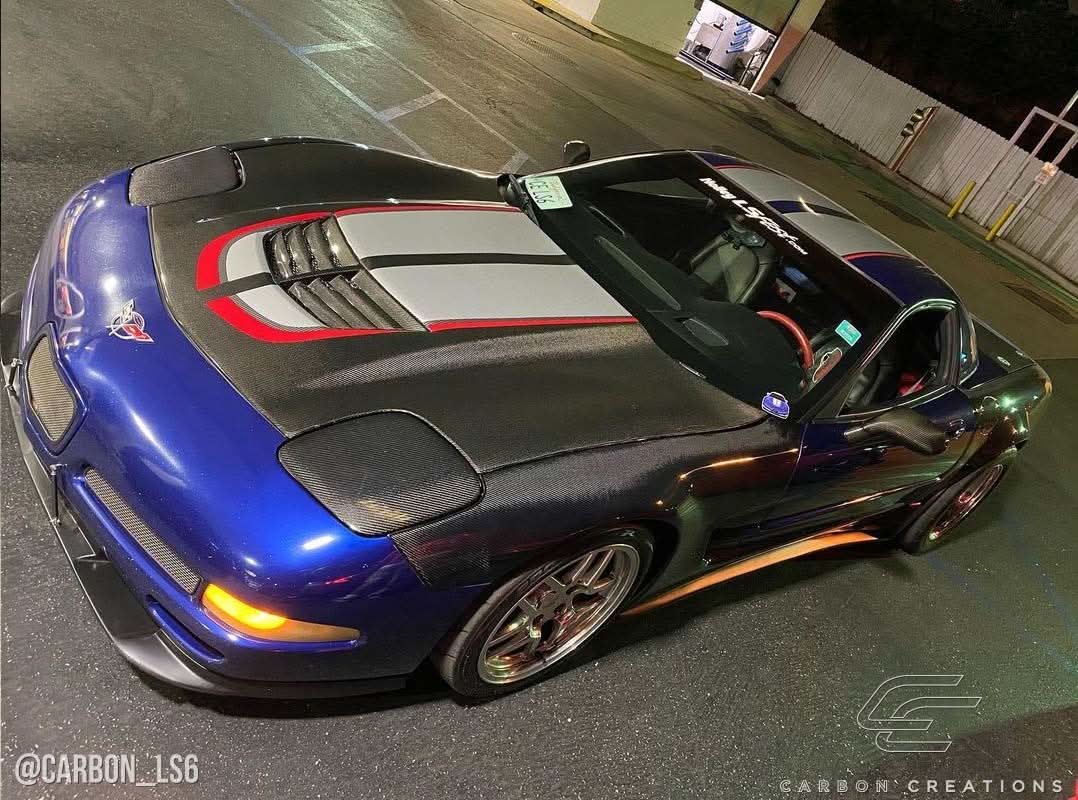 1997-2004 Chevrolet Corvette C5 Stingray Z Style Hood - Carbon Fiber