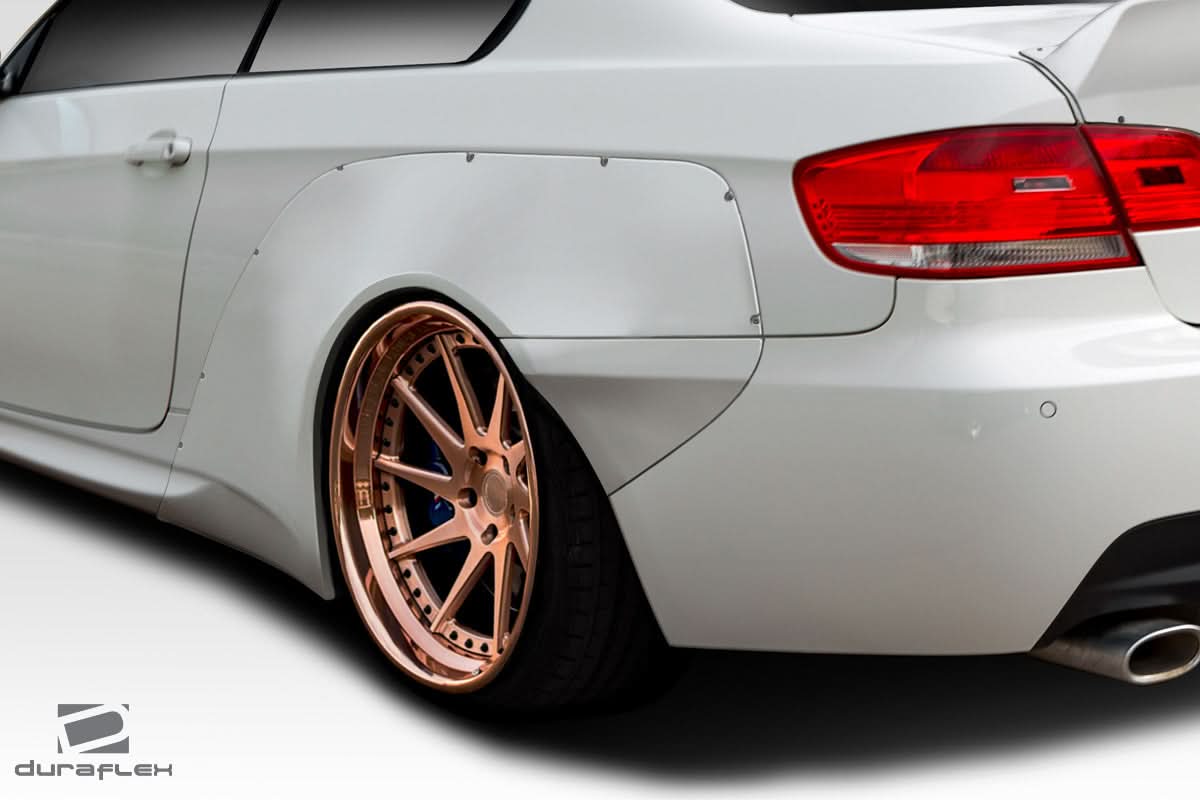 2007-2013 BMW 3 Series Circuit Style Wide Body Rear Fenders - FRP