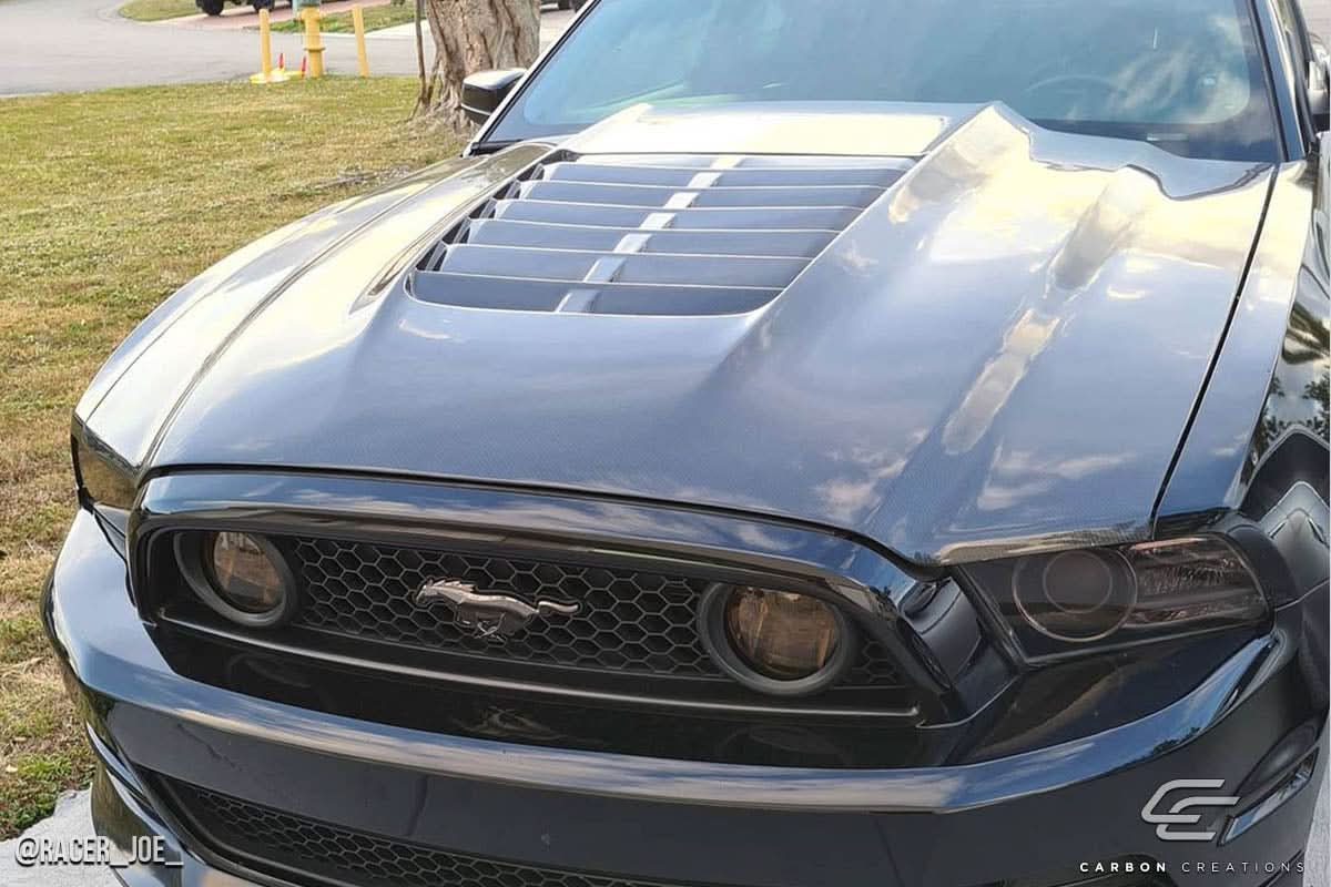2013-2014 Ford Mustang GT500 V2 Style Hood - Carbon Fiber