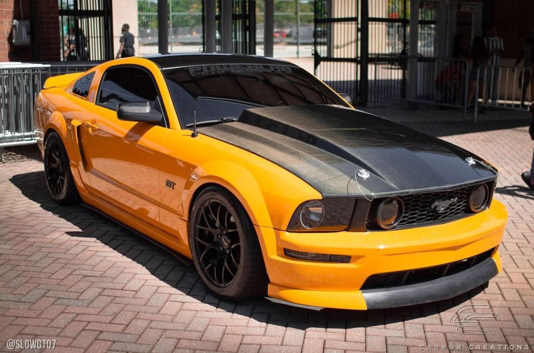 2005-2009 Ford Mustang 2.5 Inch Cowl Hood - Carbon Fiber