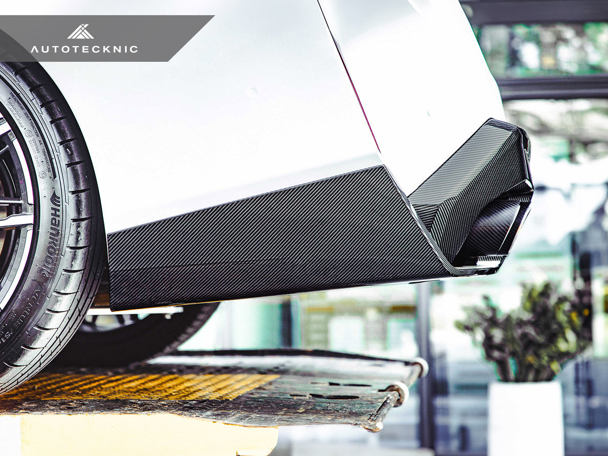 AutoTecknic Dry Carbon Performante Rear Diffuser - G90/ G99 M5