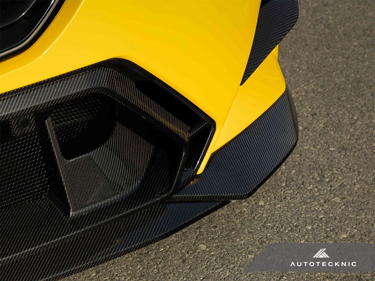 AutoTecknic Dry Carbon OEM-Spec Center Bumper Trim - G90/ G99 M5