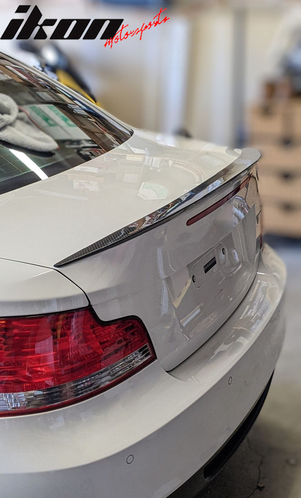 2007-2013 BMW 1 Series E82 MP Style Rear Trunk Spoiler Carbon Fiber