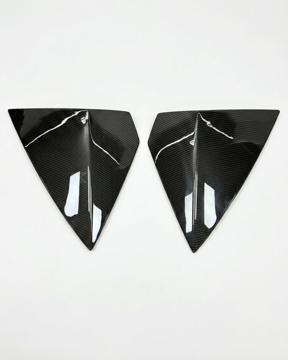 2011–2017 Lamborghini Aventador Rear Hood Trim – Dry Carbon Fiber