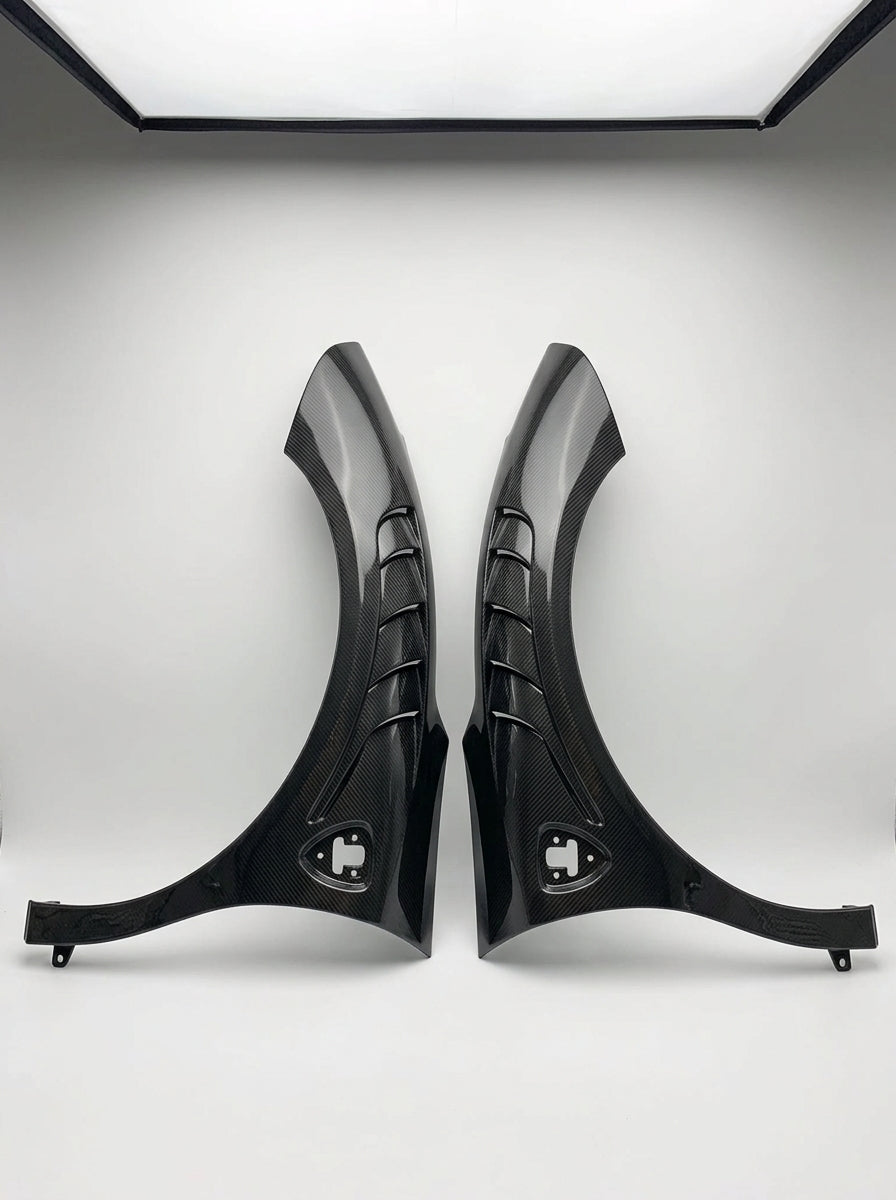 2019+ Ferrari SF90 Stradale Polished Fenders - Dry Carbon Fiber