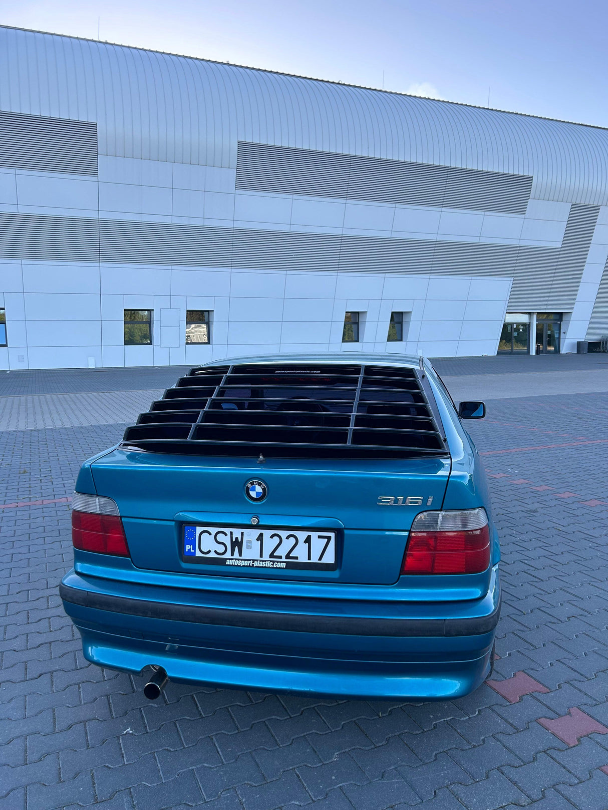 BMW E36 Compact Series 3 Black Back Windshield Louvers (1992 - 1999) - K2 Industries