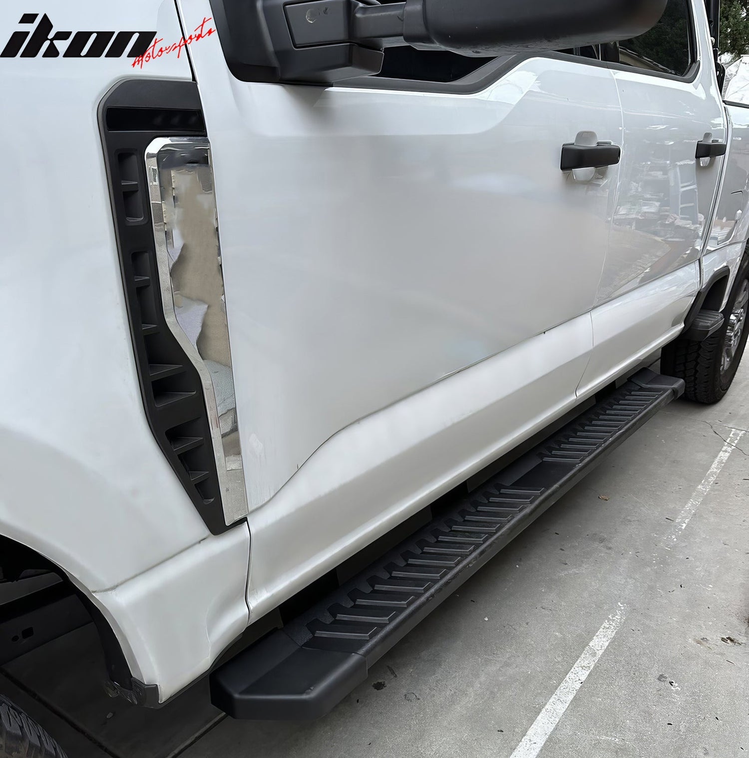 2017-2023 Ford F-250 Super Duty Super Crew Cab Running Boards V Style