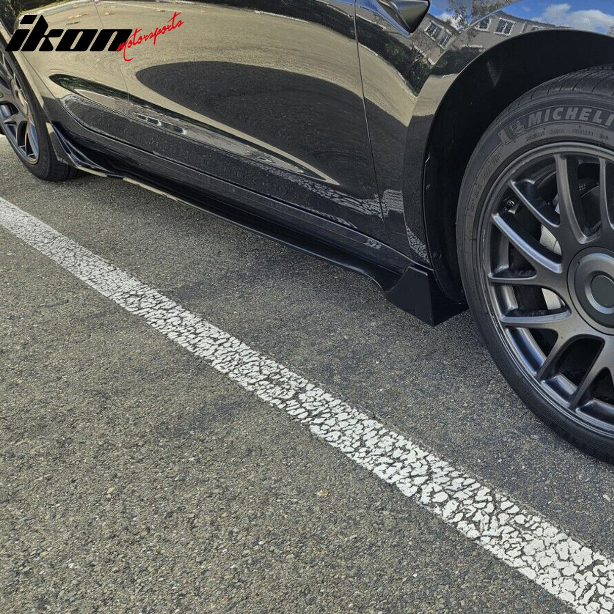 2024 Tesla Model 3 IKON Style Gloss Black Side Skirt Extension ABS