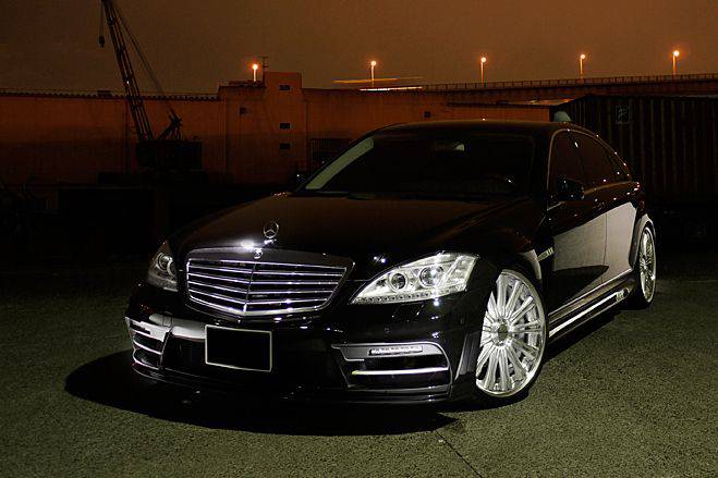 2010-2013 Mercedes Benz W221 S Class WD Style Front Bumper