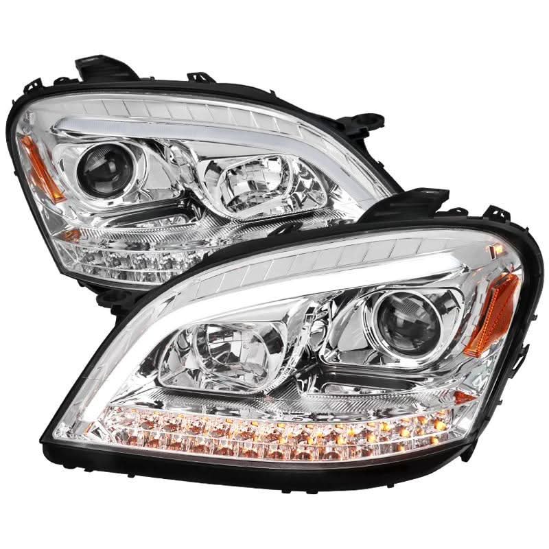 Spec-D Projector Headlights Mercedes ML320 ML350 ML450 ML500 ML550 ML63 W164 (06-08) Sequential Black/Chrome