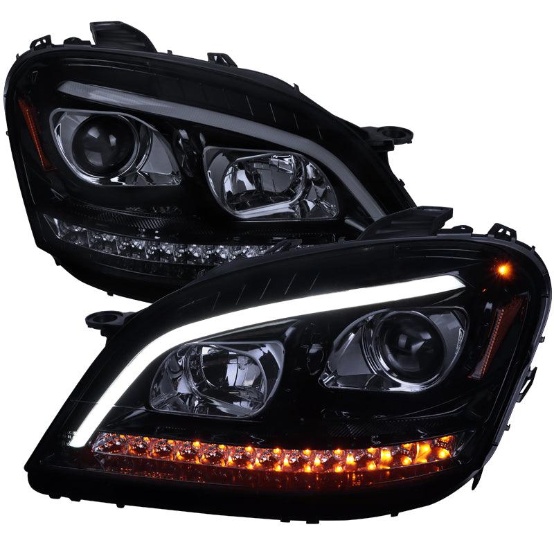 Spec-D Projector Headlights Mercedes ML320 ML350 ML450 ML500 ML550 ML63 W164 (06-08) Sequential Black/Chrome
