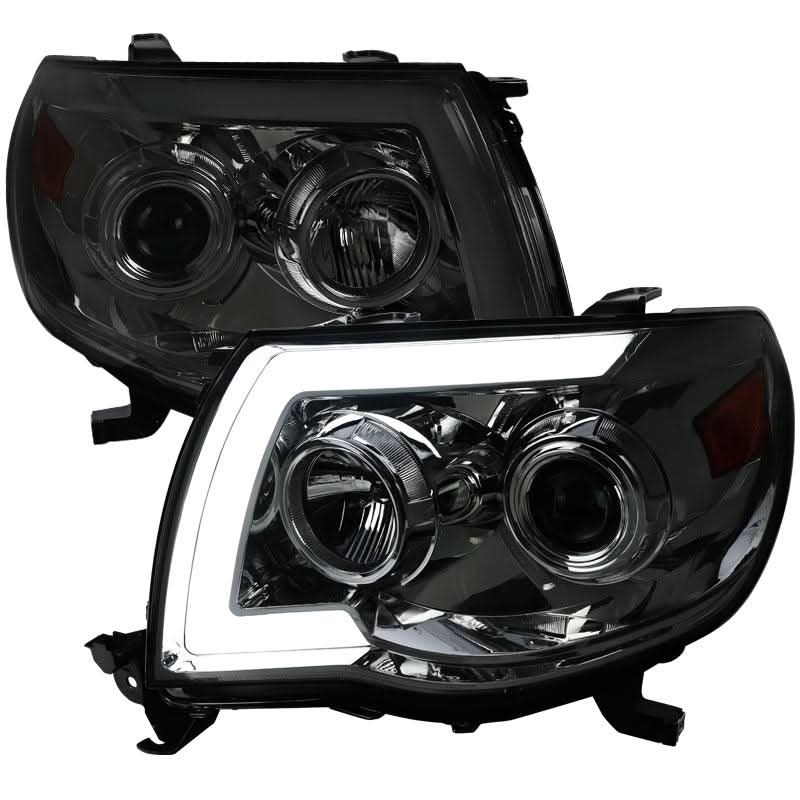 Spec-D Projector Headlights Toyota Tacoma (05-11) Sequential - Black / Smoke / Chrome