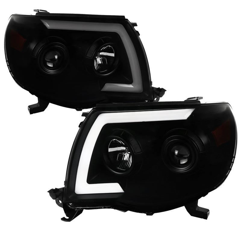 Spec-D Projector Headlights Toyota Tacoma (05-11) Sequential - Black / Smoke / Chrome