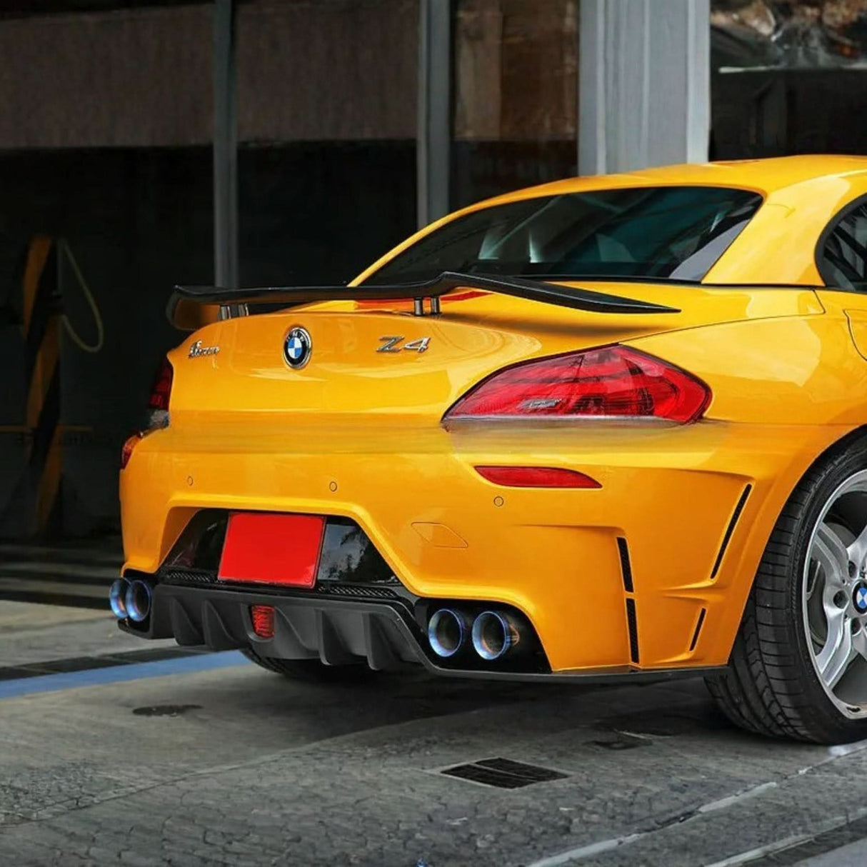 Carbon Fiber Rear Trunk Spoiler for BMW Z4 E89 – Aggressive Sport Profile