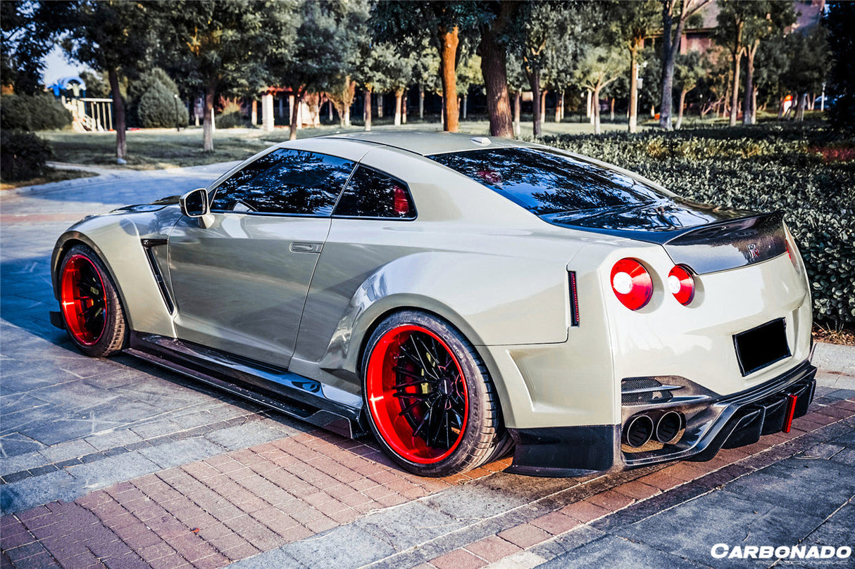 2008-2025 Nissan GTR R35 CBA DBA EBA DLK Style Carbon Fiber Trunk