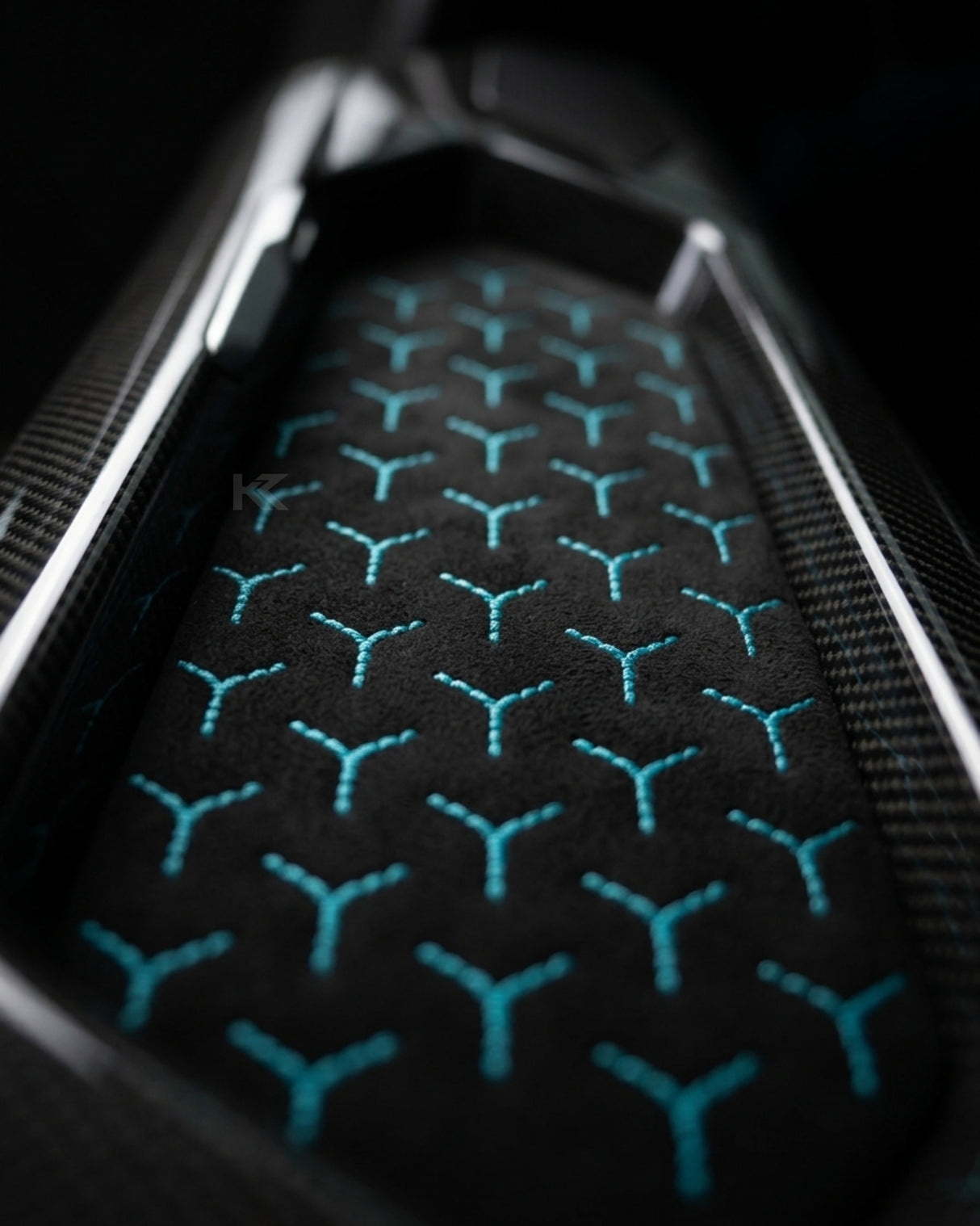 2011–2019 Lamborghini Aventador SVJ Style Door Panels – Dry Carbon Fiber