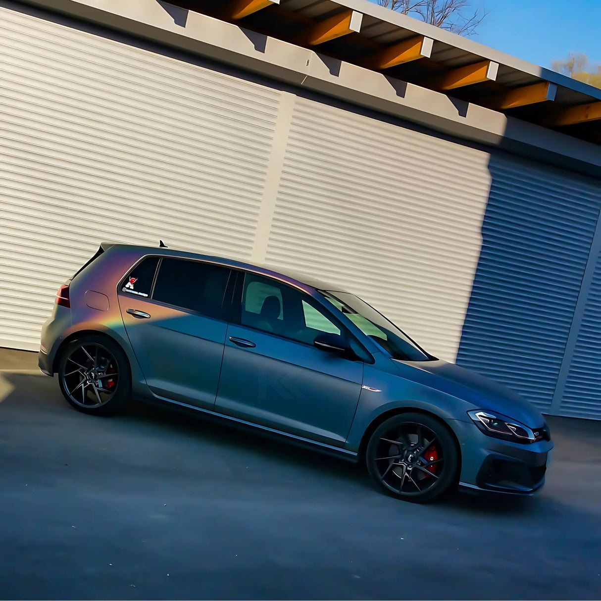 Volkswagen Golf MK7 - OEM Style Facelift Style - Projector Headlight (2012 - 2017)