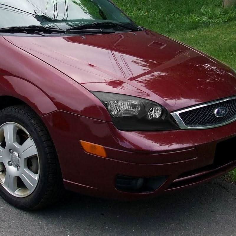 Spec-D OEM Replacement Headlights Ford Focus (05-07) Matte Black or Chrome Housing
