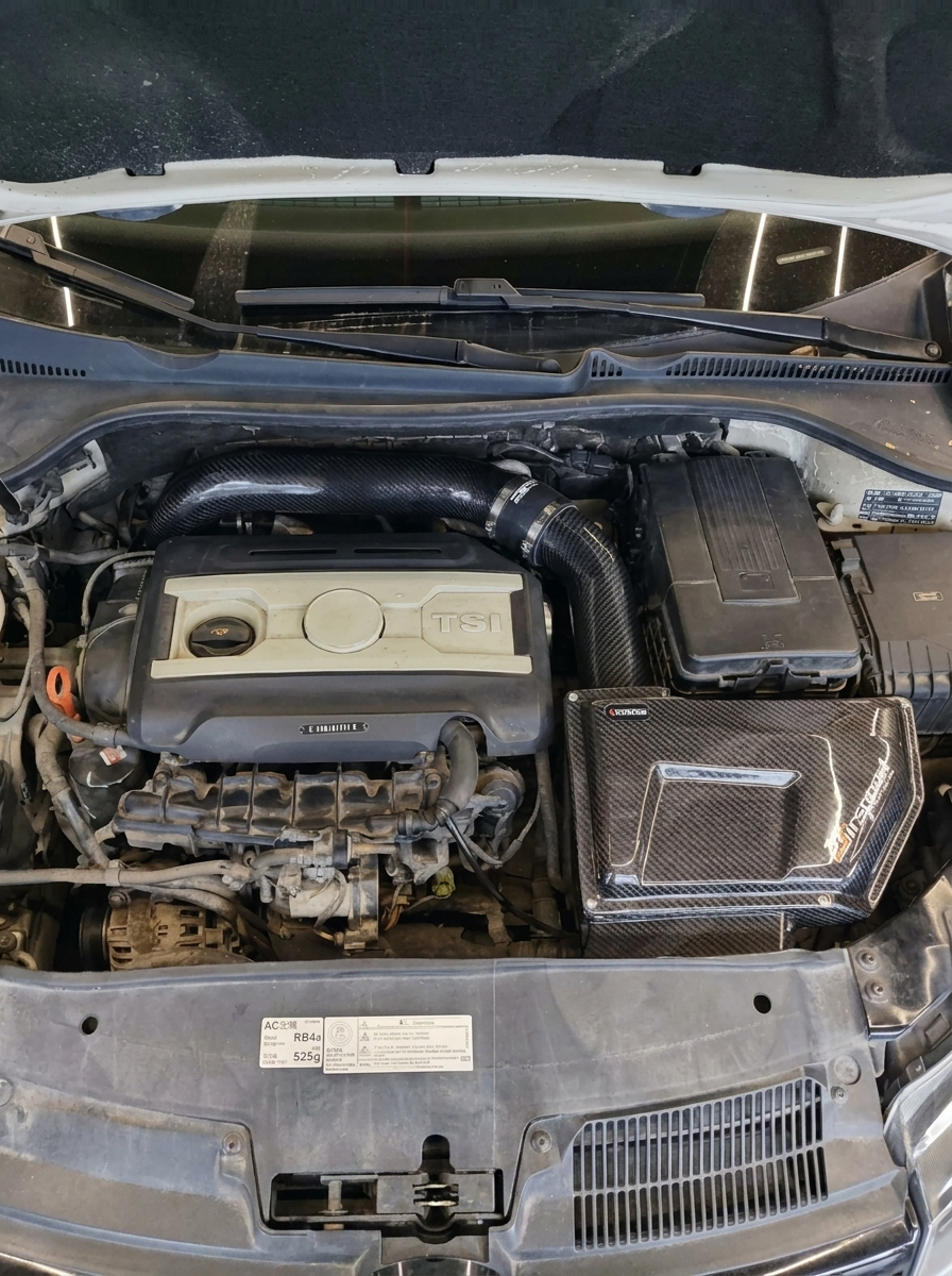 VW Golf 6 GTI MK6 EA888 Gen1 2.0T Dry Carbon Fiber High Flow Cold Air Intake System 2009 - 2013 OE KD4237BK