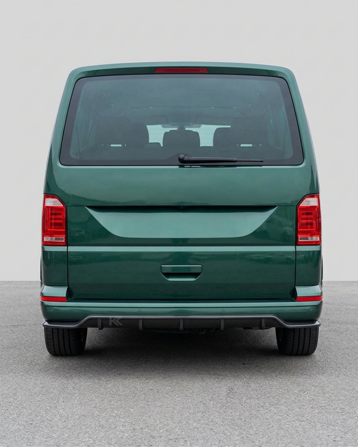 2015–2020 Volkswagen Transporter / Caravelle T6 Rear Bumper Lip Extension – Carbon Fiber