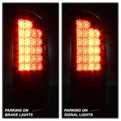 Spyder Dodge Ram 1500/Ram 2500/Ram 3500 02-06 Red/Clear LED Tail Lights