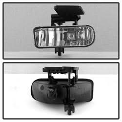 Spyder GMC Sierra 1500/Sierra 1500 HD/Sierra 2500/Sierra 2500 HD/Sierra 3500/Sierra 3500HD/Yukon 99-02 w/o Switch OEM Fog Lights Clear