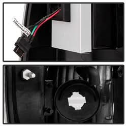 Spyder Ford F-250 Super Duty/F-350 Super Duty/F-450 Super Duty/F-550 Super Duty 08-16 Version 2 LED Tail Lights Black