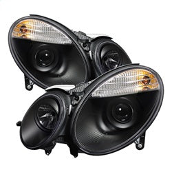 Spyder Signature Mercedes-Benz E280/E300/E320/E350/E550/E63 AMG 07 Halogen Model Only Projector Headlights Not Compatible With Xenon/HID Model Black