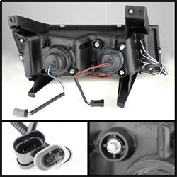 Spyder Chevy Colorado 04-12 / GMC Canyon 04-12 Projector Headlights - Halogen Model Only  - LED Halo - Chrome