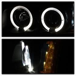 Spyder Chevy Silverado 1500/2500/3500 03-06 / Chevy Silverado 1500HD 03-07 / Chevy Silverado 2500HD 03-06 / Chevy Avalanche 02-06 Projector Headlights - LED Halo - LED