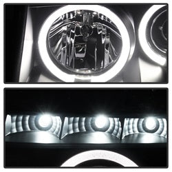 Spyder Signature Nissan Armada/Armada (Pathfinder)/Titan 05-07 Replaceable LEDs Halo LED Projector Headlights High H1/Low H1 Included Black Smoke