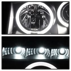 Spyder Signature Nissan Armada/Armada (Pathfinder)/Titan 05-07 Replaceable LEDs Halo LED Projector Headlights High H1/Low H1 Included Black Smoke