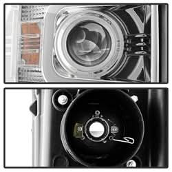 Spyder Signature Chevrolet Silverado 2500 HD/Silverado 3500 HD 15-16 Light Bar DRL Projector Headlights Chrome