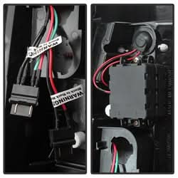 Spyder Chevrolet Silverado 1500/Silverado 1500 Classic/Silverado 1500 HD/Silverado 1500 HD Classic/Silverado 2500/Silverado 2500 HD/Silverado 2500 HD Classic 03-06 Version 2 LED Tail Lights Black Smoke