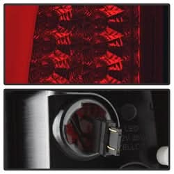Spyder Chevrolet Suburban 1500/Suburban 2500/Tahoe/Yukon/Yukon XL 1500 00-06 Version 2 LED Tail Lights Lift Gate Style Only Light Bar