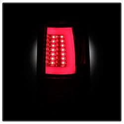 Spyder Chevrolet Suburban 1500/Suburban 2500/Tahoe/Yukon/Yukon XL 1500 00-06 Version 2 LED Tail Lights Lift Gate Style Only Light Bar