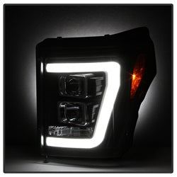 Spyder Signature Ford F-250 Super Duty/F-350 Super Duty/F-450 Super Duty 11-16 Light Bar DRL Projector Headlights Version 2 Black