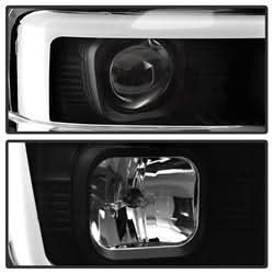 Spyder Signature Ford F-250 Super Duty/F-350 Super Duty/F-450 Super Duty 08-10 Light Bar DRL Projector Headlights Version 2 Black