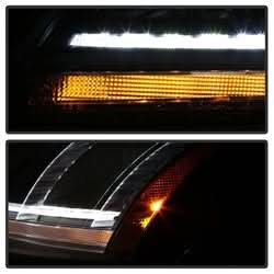 Spyder Signature Audi TT/TT Quattro 08-09 Sequential Turn Signal Projector Headlights HID Xenon Model Only Not Compatible With Halogen Model