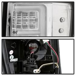 Spyder Jeep Grand Cherokee 05-06 Version 2 Light Bar DRL Projector Headlights Chrome
